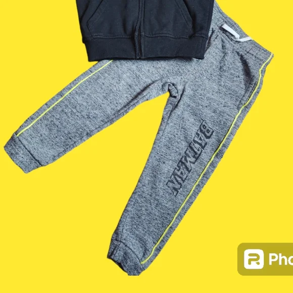 BATMAN Boys Toddler 2PC Fleece Hoodie Set - Picture 3 of 4